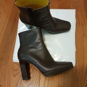 almost new brown ankle boots